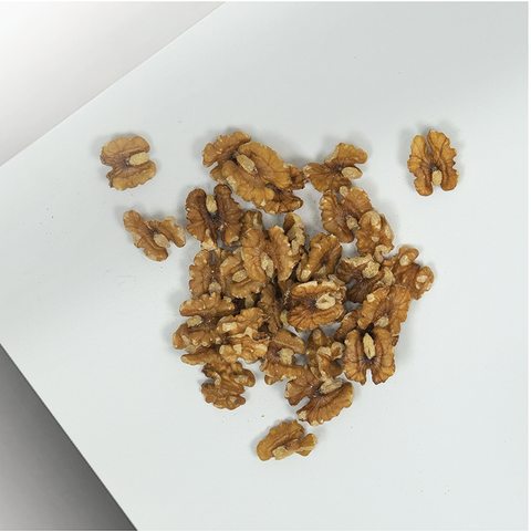 Sai Hing American Walnuts 180g / 600g